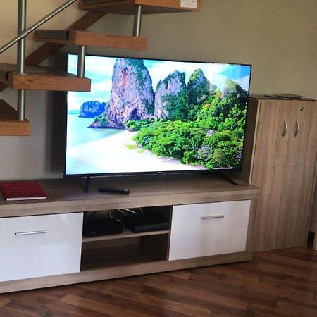 Lagom Apartman Gyula Extérieur photo